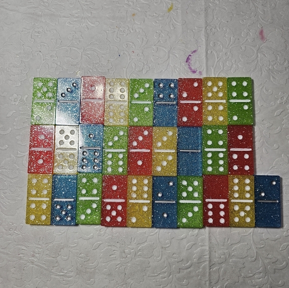 Set Of Dominoes - Picture 2 of 3